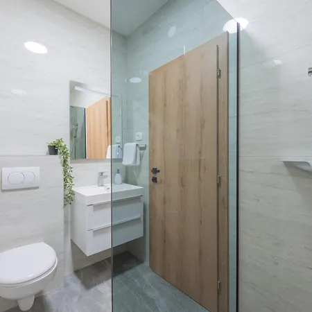 Mima Ii, Near Split And Trogir Tatil Evi